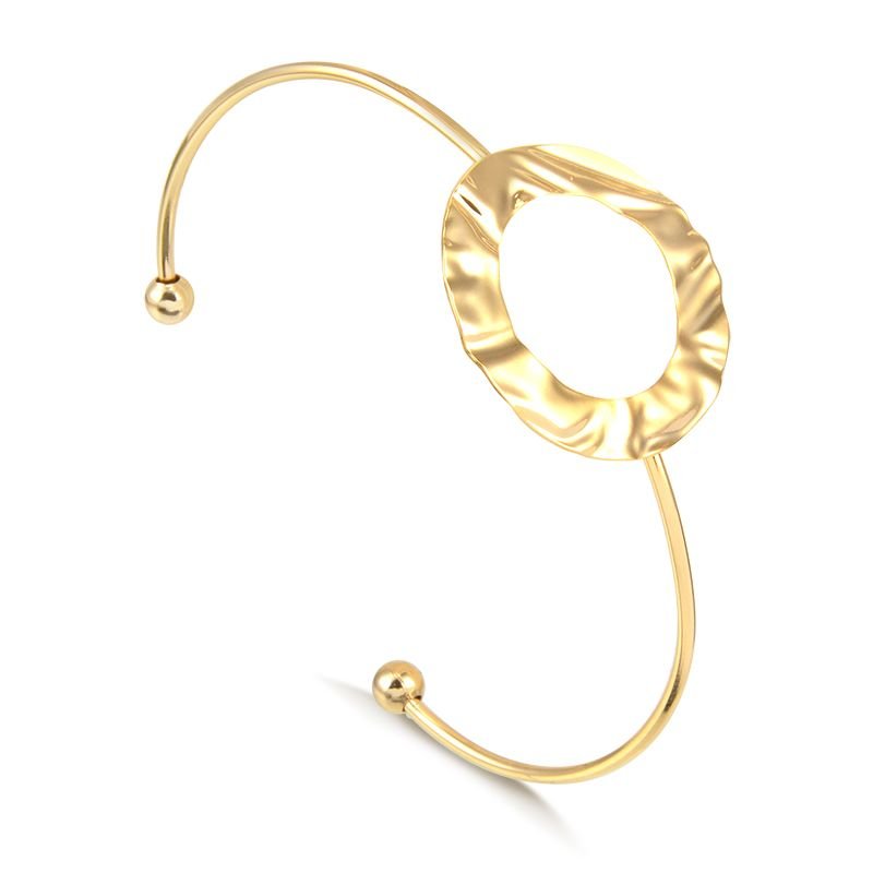 Bracelete Banho de Ouro 18k Fio com Círculo Vazado e Detalhe Amassado (7cm)